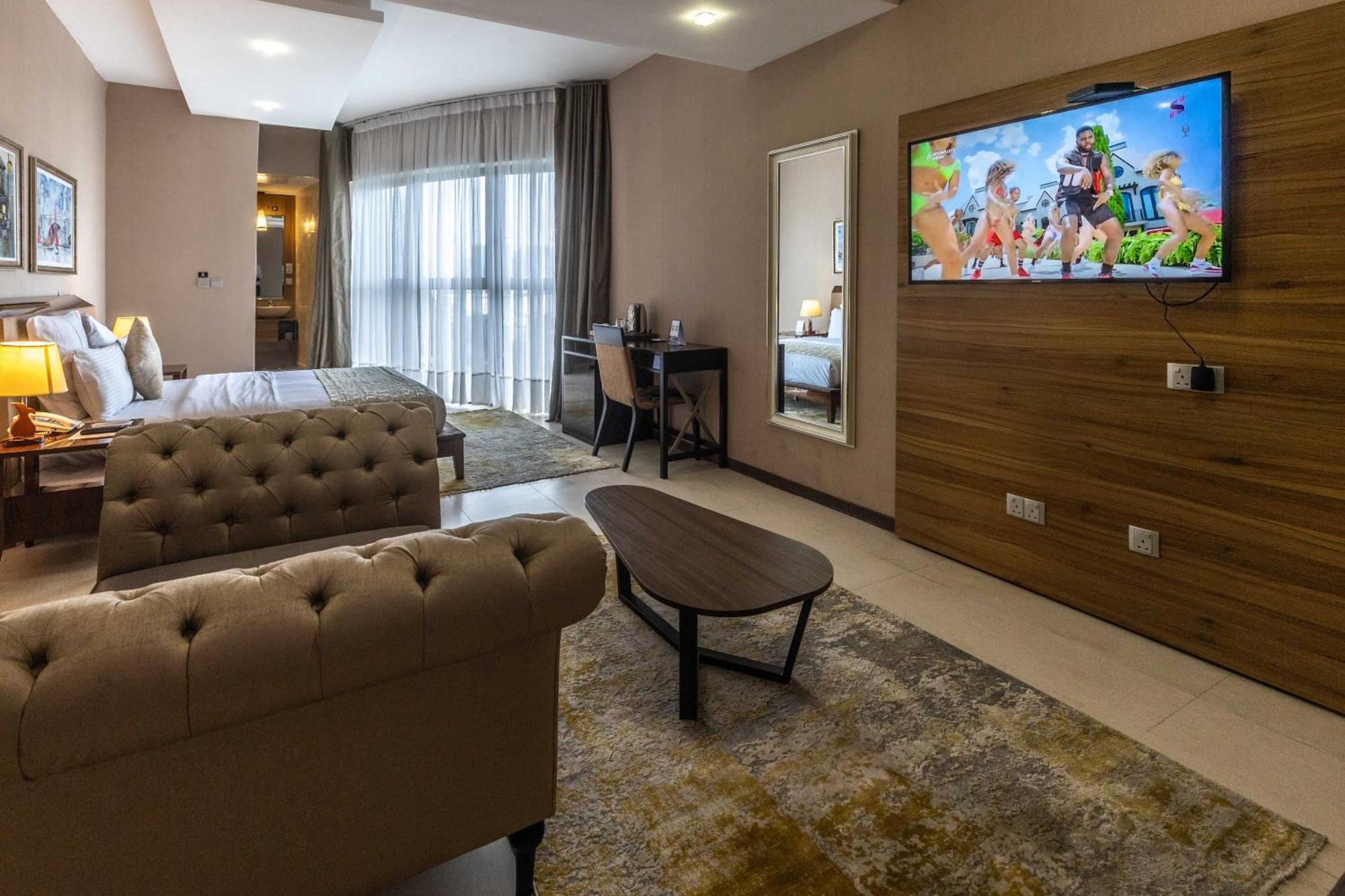 Royal Residences Lagos Bagian luar foto